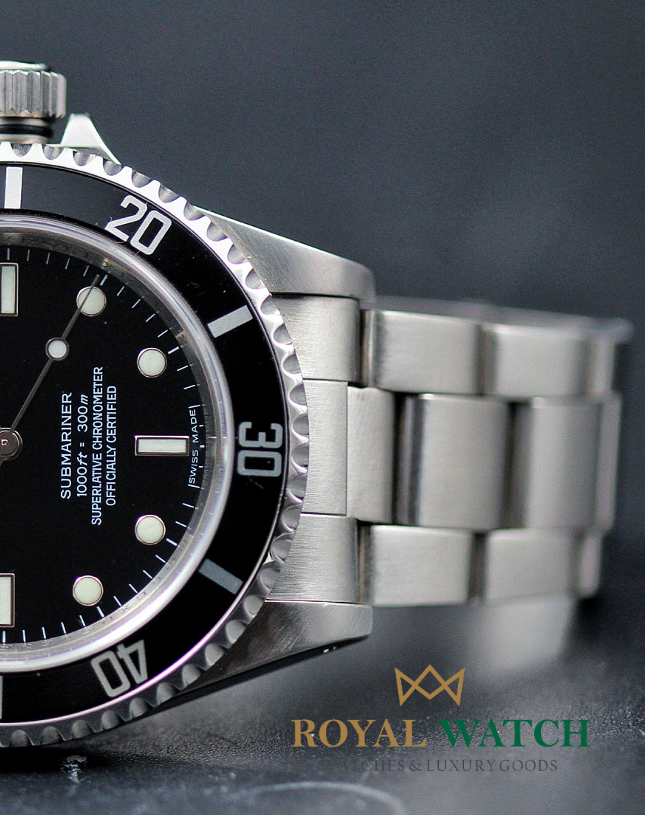 Rolex Submariner 14060M (Pre-Owned)