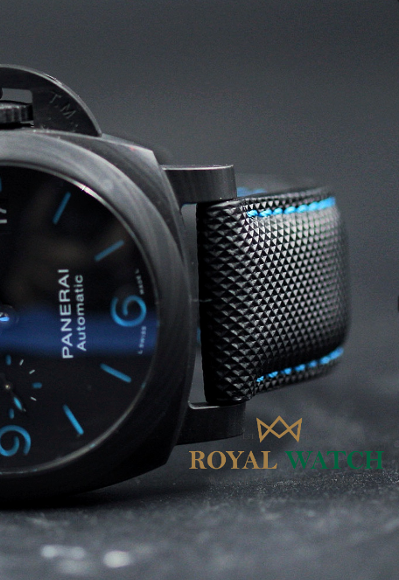 Panerai Luminor Marina Carbotech™ (Pre-Owned)