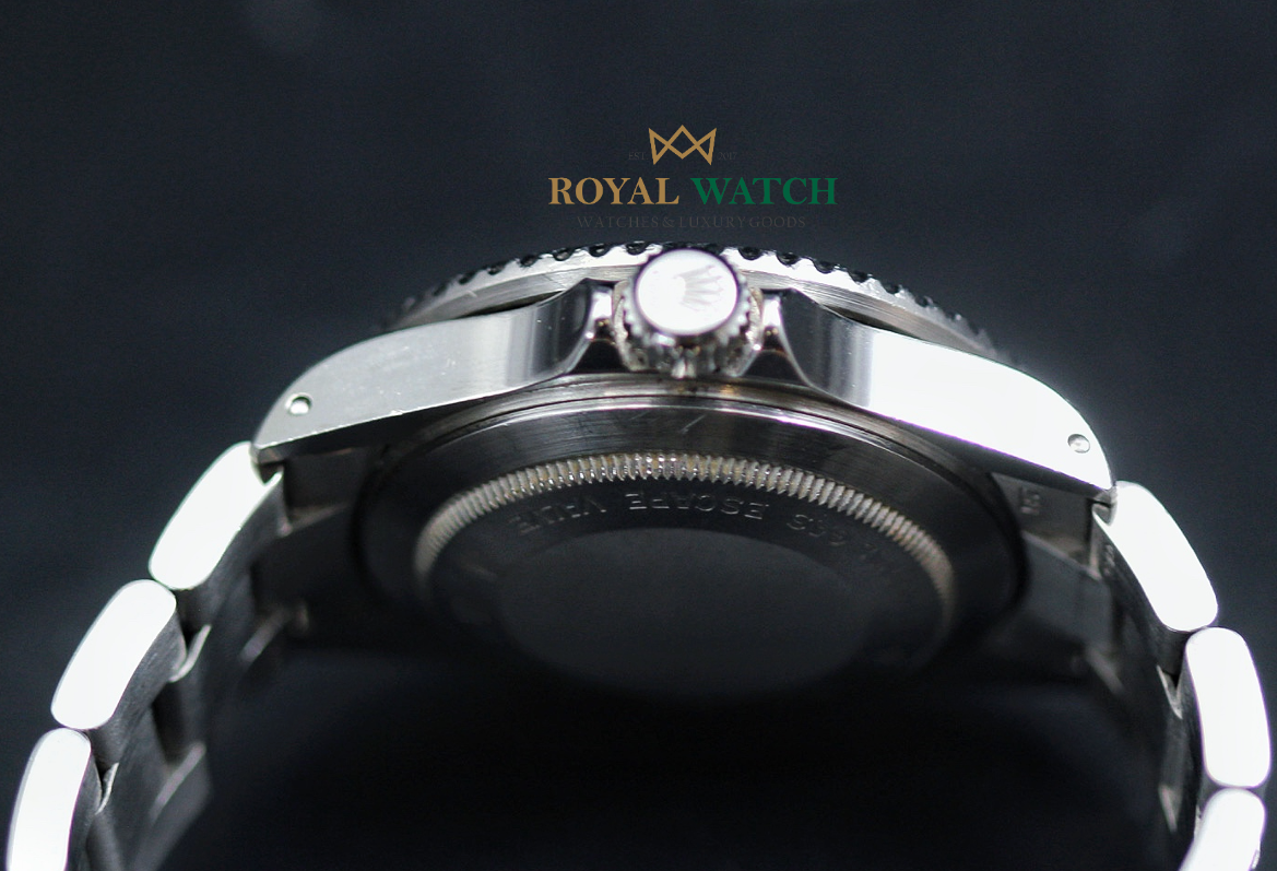 Rolex Sea-Dweller 16660 Triple Six (Pre-Owned)